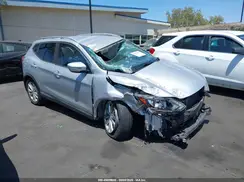 JN1BJ1CP4HW030800 2017 NISSAN ROGUE