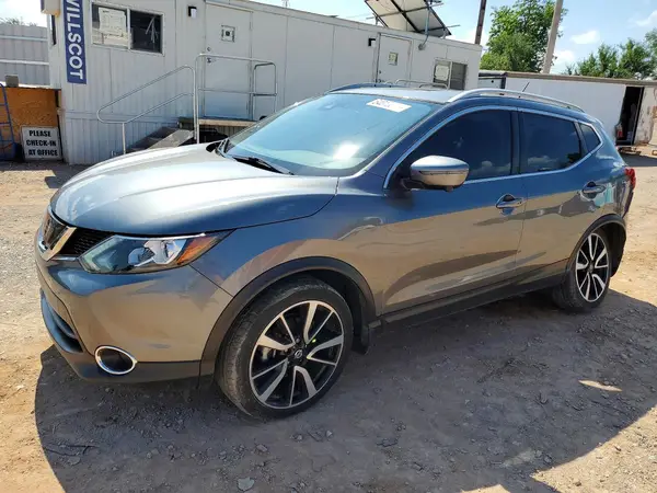 JN1BJ1CP4HW031185 2017 NISSAN ROGUE - Image 1