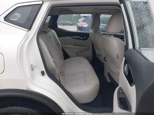 JN1BJ1CP4HW033146 2017 NISSAN ROGUE - Image 8