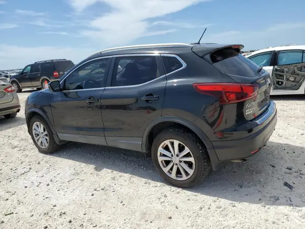 JN1BJ1CP4HW035091 2017 NISSAN ROGUE - Image 2