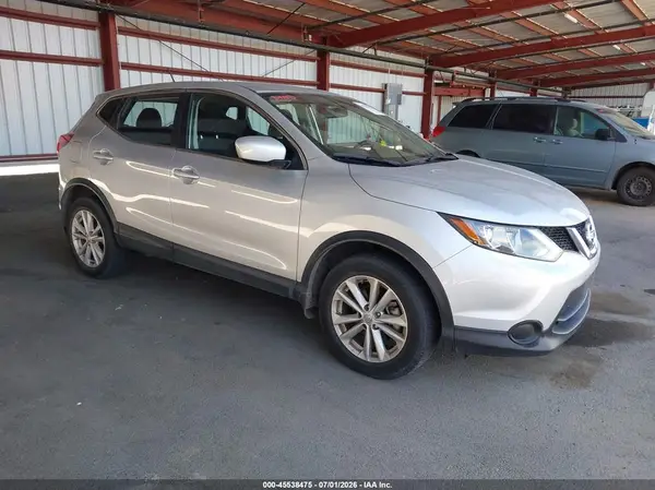 JN1BJ1CP4HW035382 2017 NISSAN ROGUE - Image 1