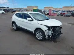 JN1BJ1CP4HW035978 2017 NISSAN ROGUE
