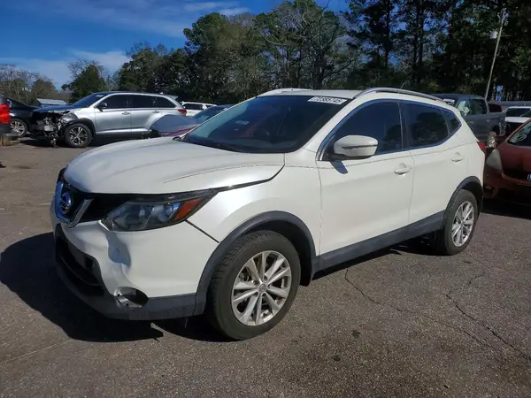 JN1BJ1CP4JW101645 2018 NISSAN ROGUE - Image 1