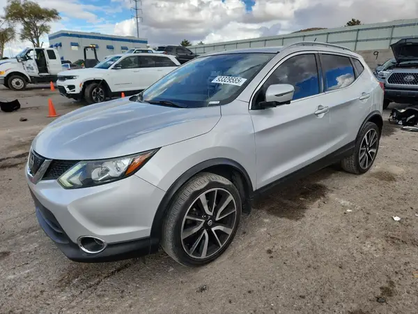 JN1BJ1CP4JW102147 2018 NISSAN ROGUE - Image 1