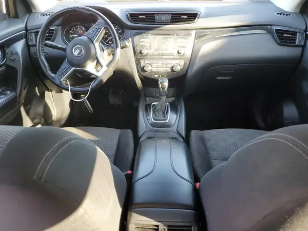 JN1BJ1CP4JW102388 2018 NISSAN ROGUE - Image 8