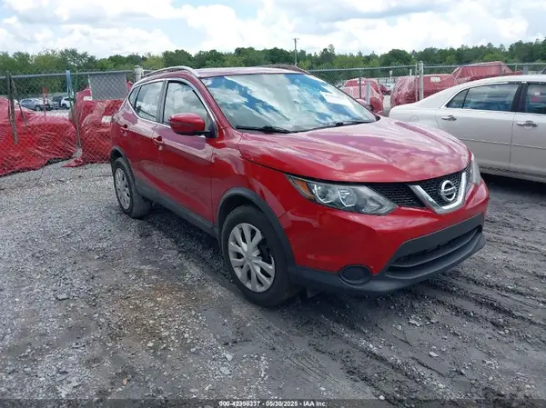JN1BJ1CP4JW103198 2018 NISSAN ROGUE - Image 1