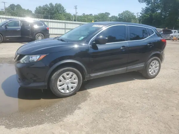 JN1BJ1CP4JW151011 2018 NISSAN ROGUE - Image 1