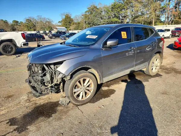JN1BJ1CP4JW152563 2018 NISSAN ROGUE - Image 1