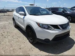 JN1BJ1CP4JW154880 2018 NISSAN ROGUE