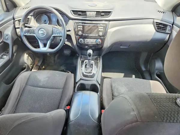 JN1BJ1CP4JW156645 2018 NISSAN ROGUE - Image 8