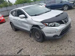 JN1BJ1CP4JW157052 2018 NISSAN ROGUE