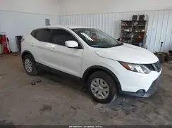 JN1BJ1CP4JW160968 2018 NISSAN ROGUE