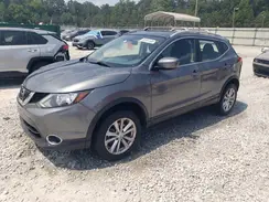 JN1BJ1CP4JW165135 2018 NISSAN ROGUE