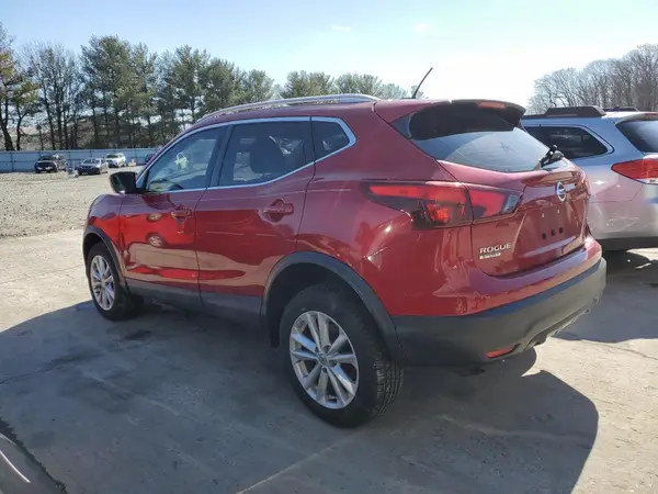 JN1BJ1CP4JW185319 2018 NISSAN ROGUE - Image 2