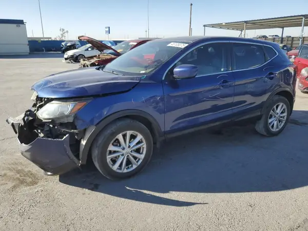 JN1BJ1CP4JW188317 2018 NISSAN ROGUE - Image 1