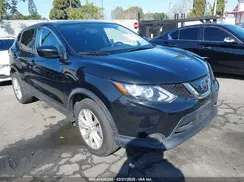 JN1BJ1CP4JW194246 2018 NISSAN ROGUE