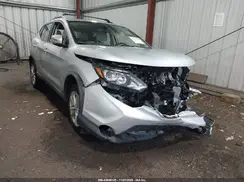 JN1BJ1CP4JW500555 2018 NISSAN ROGUE