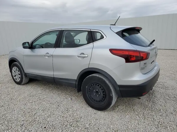 JN1BJ1CP4KW210687 2019 NISSAN ROGUE - Image 2