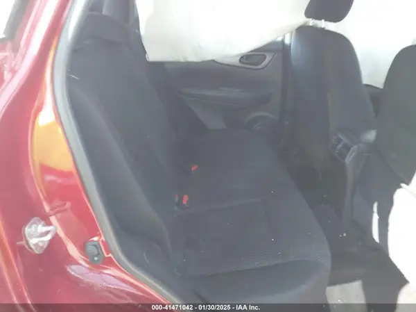 JN1BJ1CP4KW217395 2019 NISSAN ROGUE - Image 8