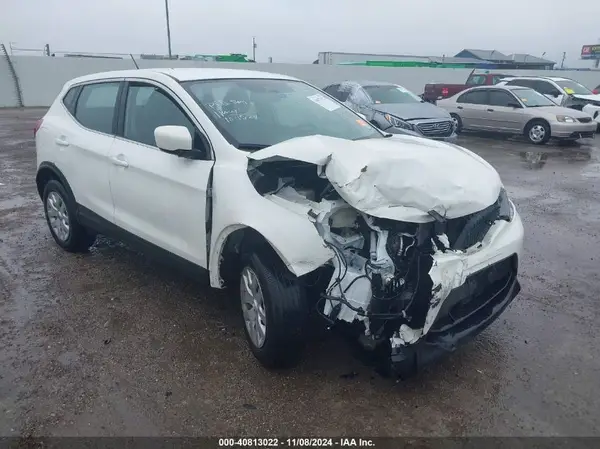 JN1BJ1CP4KW228705 2019 NISSAN ROGUE - Image 1