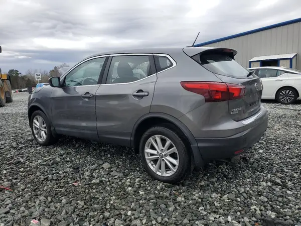 JN1BJ1CP4KW232561 2019 NISSAN ROGUE - Image 2