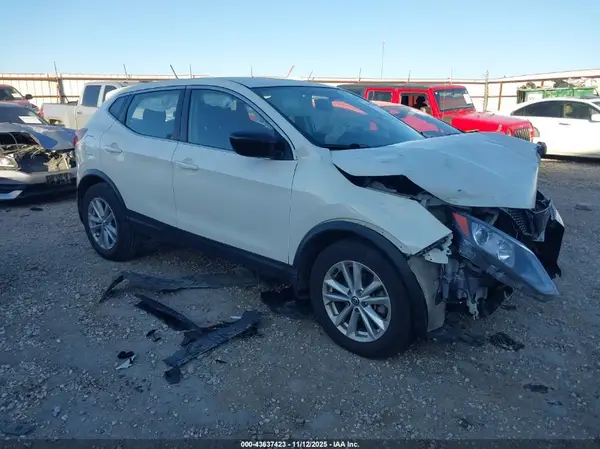 JN1BJ1CP4KW238814 2019 NISSAN ROGUE - Image 1