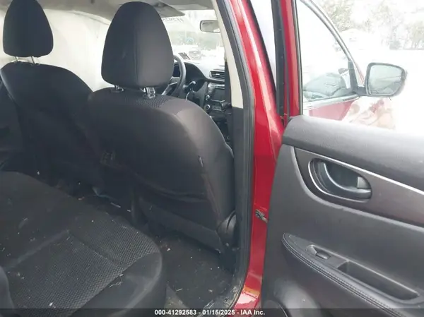 JN1BJ1CP4KW242555 2019 NISSAN ROGUE - Image 8