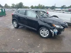 JN1BJ1CP4KW525957 2019 NISSAN ROGUE