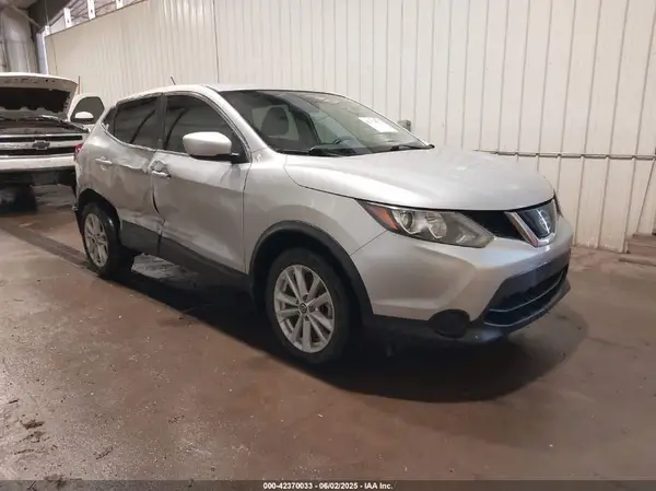 JN1BJ1CP4KW526963 2019 NISSAN ROGUE - Image 1