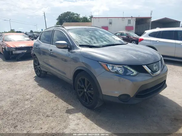 JN1BJ1CP4KW527126 2019 NISSAN ROGUE - Image 1