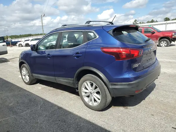 JN1BJ1CP5HW000172 2017 NISSAN ROGUE - Image 2