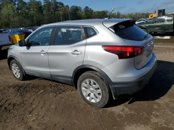 JN1BJ1CP5HW004576 2017 NISSAN ROGUE - Image 2