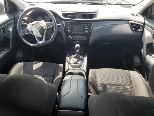 JN1BJ1CP5HW004612 2017 NISSAN ROGUE - Image 8