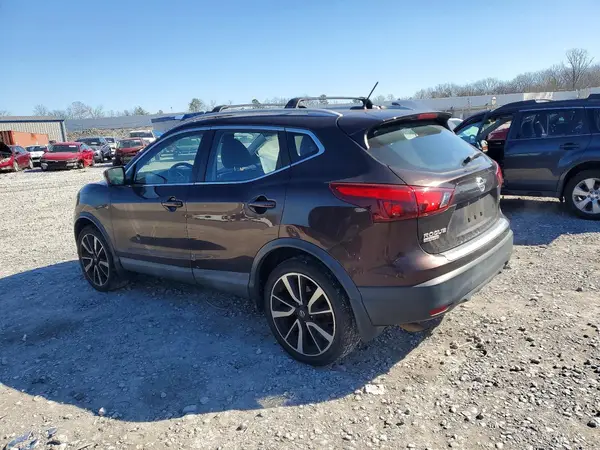 JN1BJ1CP5HW006280 2017 NISSAN ROGUE - Image 2