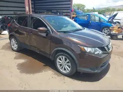 JN1BJ1CP5HW006988 2017 NISSAN ROGUE