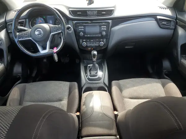 JN1BJ1CP5HW008739 2017 NISSAN ROGUE - Image 8