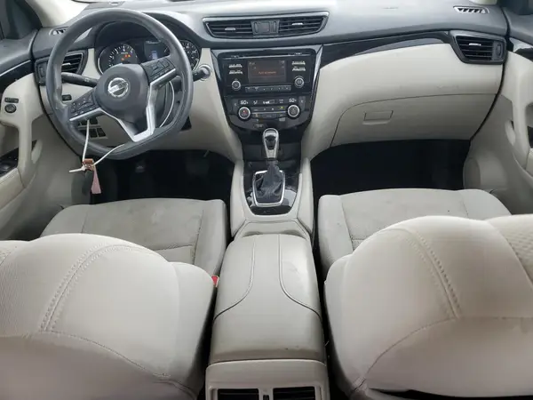 JN1BJ1CP5HW010989 2017 NISSAN ROGUE - Image 8
