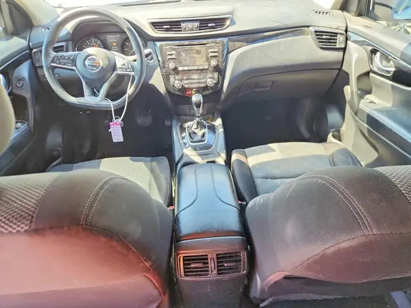JN1BJ1CP5HW011575 2017 NISSAN ROGUE - Image 8