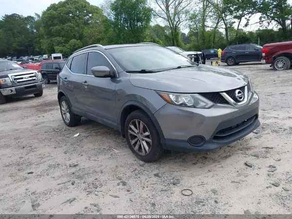 JN1BJ1CP5HW016436 2017 NISSAN ROGUE - Image 1