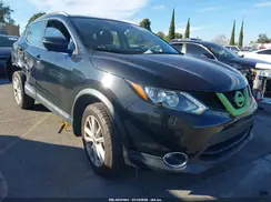 JN1BJ1CP5HW016565 2017 NISSAN ROGUE