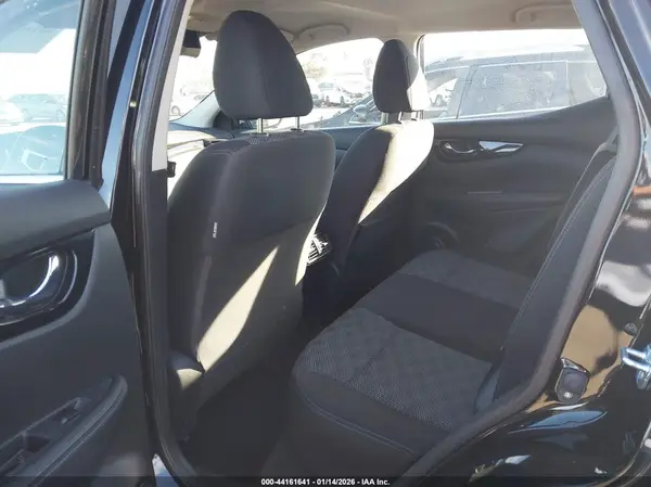 JN1BJ1CP5HW016565 2017 NISSAN ROGUE - Image 8