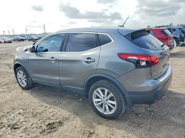 JN1BJ1CP5HW016579 2017 NISSAN ROGUE - Image 2