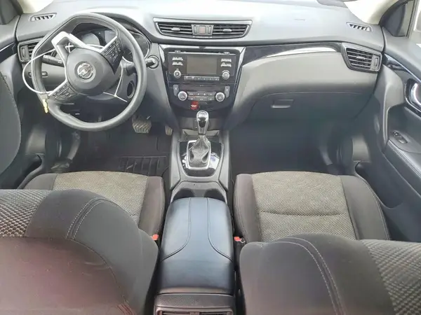 JN1BJ1CP5HW018610 2017 NISSAN ROGUE - Image 8