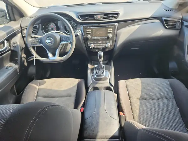 JN1BJ1CP5HW018865 2017 NISSAN ROGUE - Image 8
