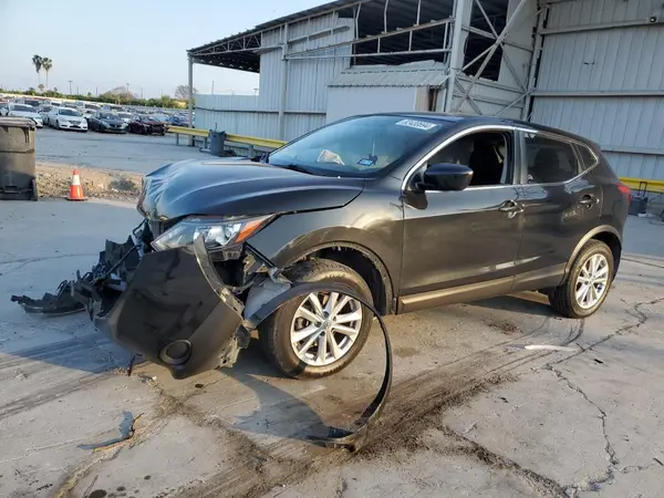 JN1BJ1CP5HW019577 2017 NISSAN ROGUE - Image 1