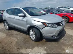 JN1BJ1CP5HW019904 2017 NISSAN ROGUE