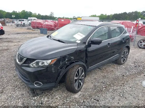 JN1BJ1CP5HW020583 2017 NISSAN ROGUE - Image 2