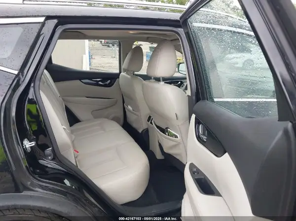 JN1BJ1CP5HW020583 2017 NISSAN ROGUE - Image 8