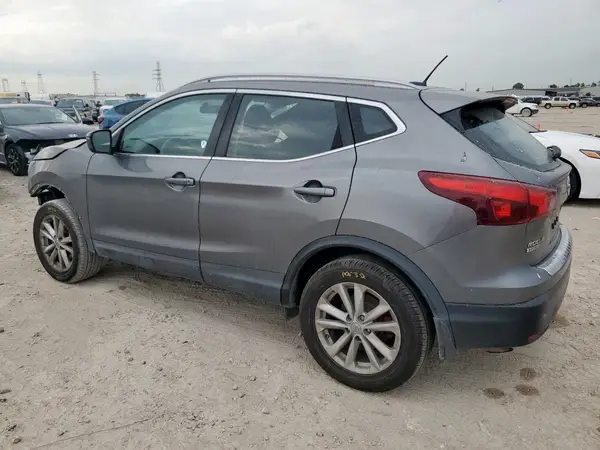 JN1BJ1CP5HW021376 2017 NISSAN ROGUE - Image 2