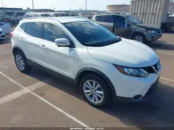 JN1BJ1CP5HW024469 2017 NISSAN ROGUE